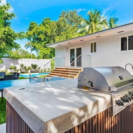 Beautiful Villa With Heated Pool Must Seen! Miami Exterior foto