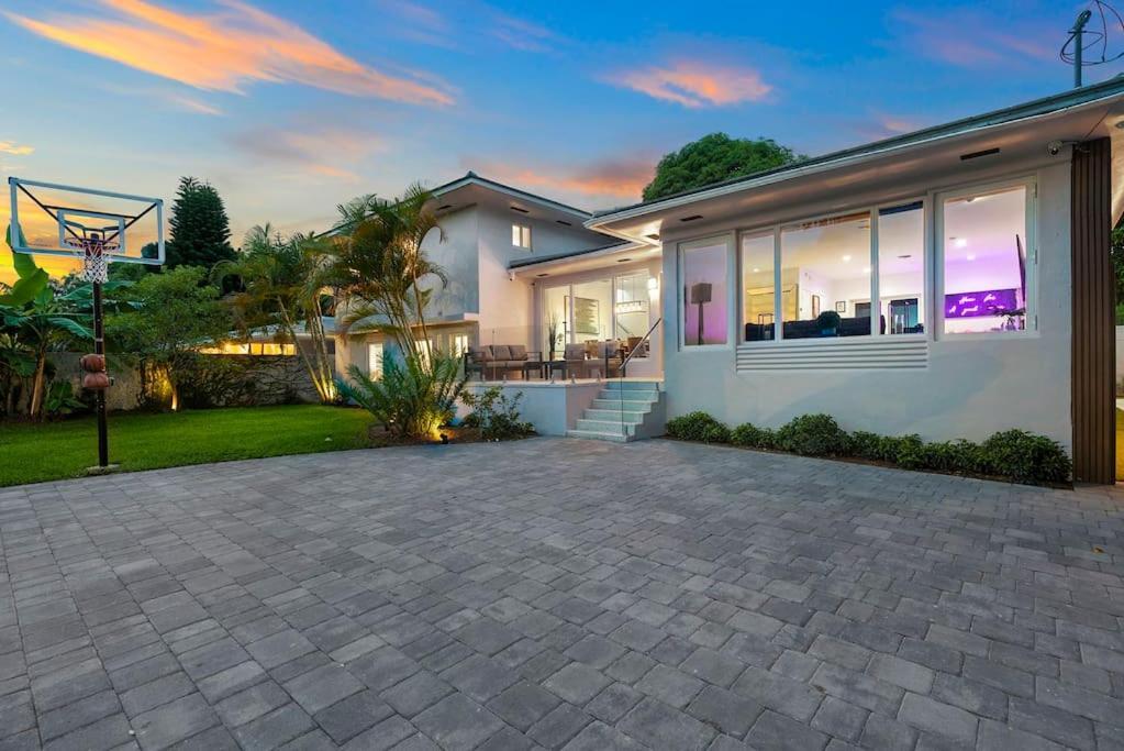 Beautiful Villa With Heated Pool Must Seen! Miami Exterior foto